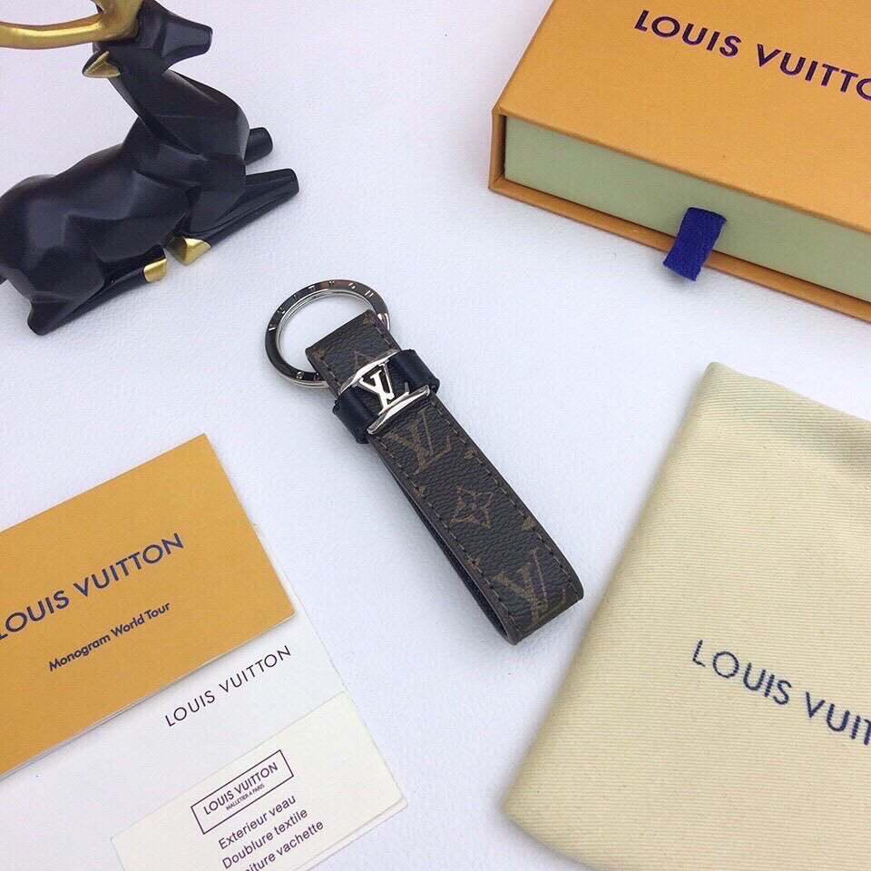 GLM - Top Quality Keychains LUV 004
