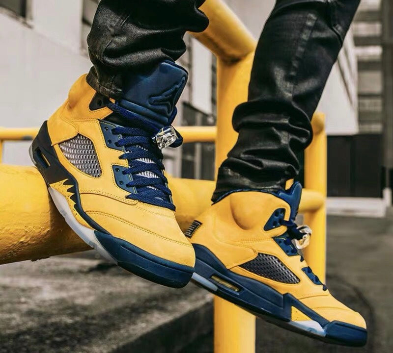 GLM - AJ5 Michigan black and yellow