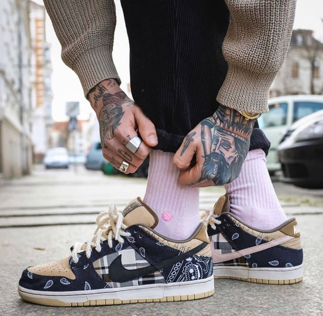 GLM - Travis Scott x SB Dunk Low Cashew Blossom