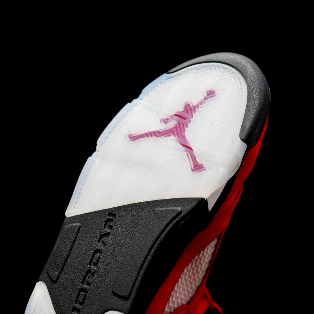 GLM - AJ5 Angry Bull