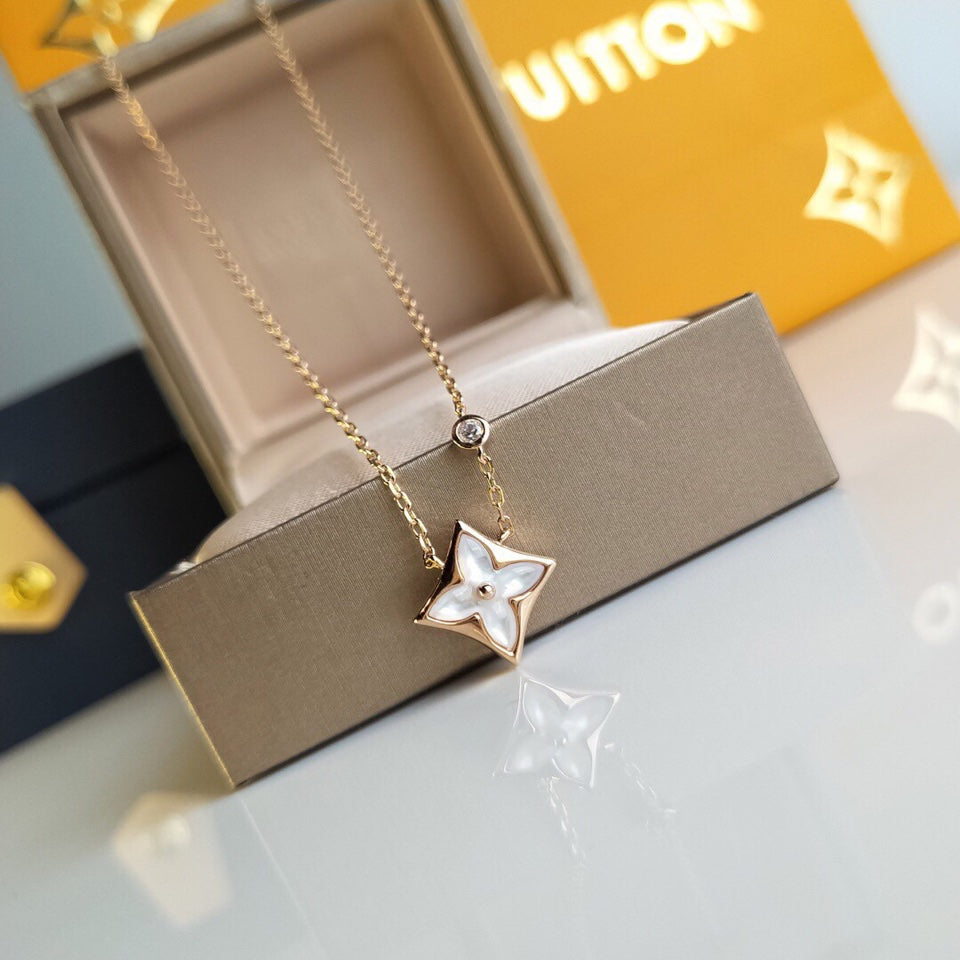 GLM - Top Quality Necklace LUV019