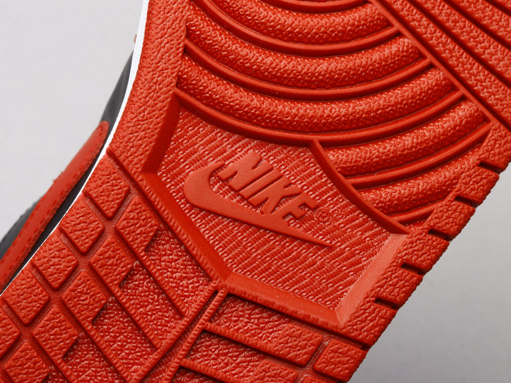 GLM - AJ1 Reverse black and red forbidden to wear