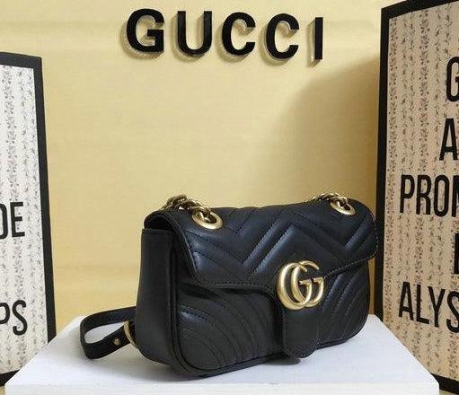 Gucci GG Marmont matelassÃ© mini bag