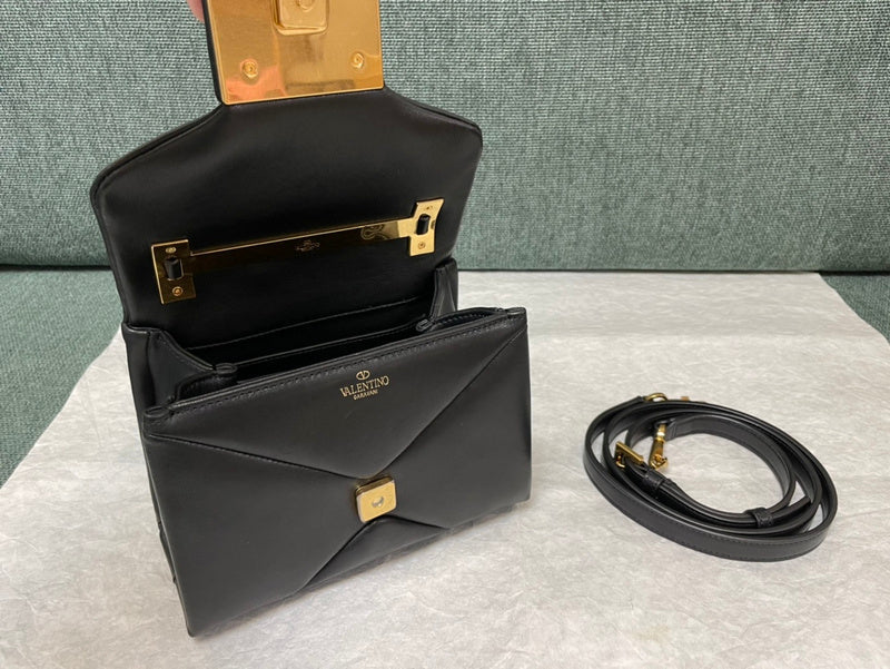 GLM - VEL Bags - 638