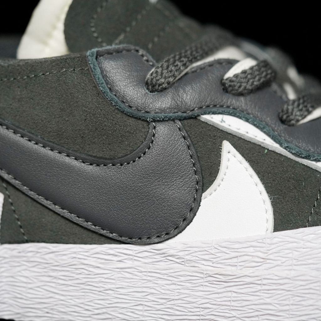 GLM - Sacai x Blazer Low Black & White