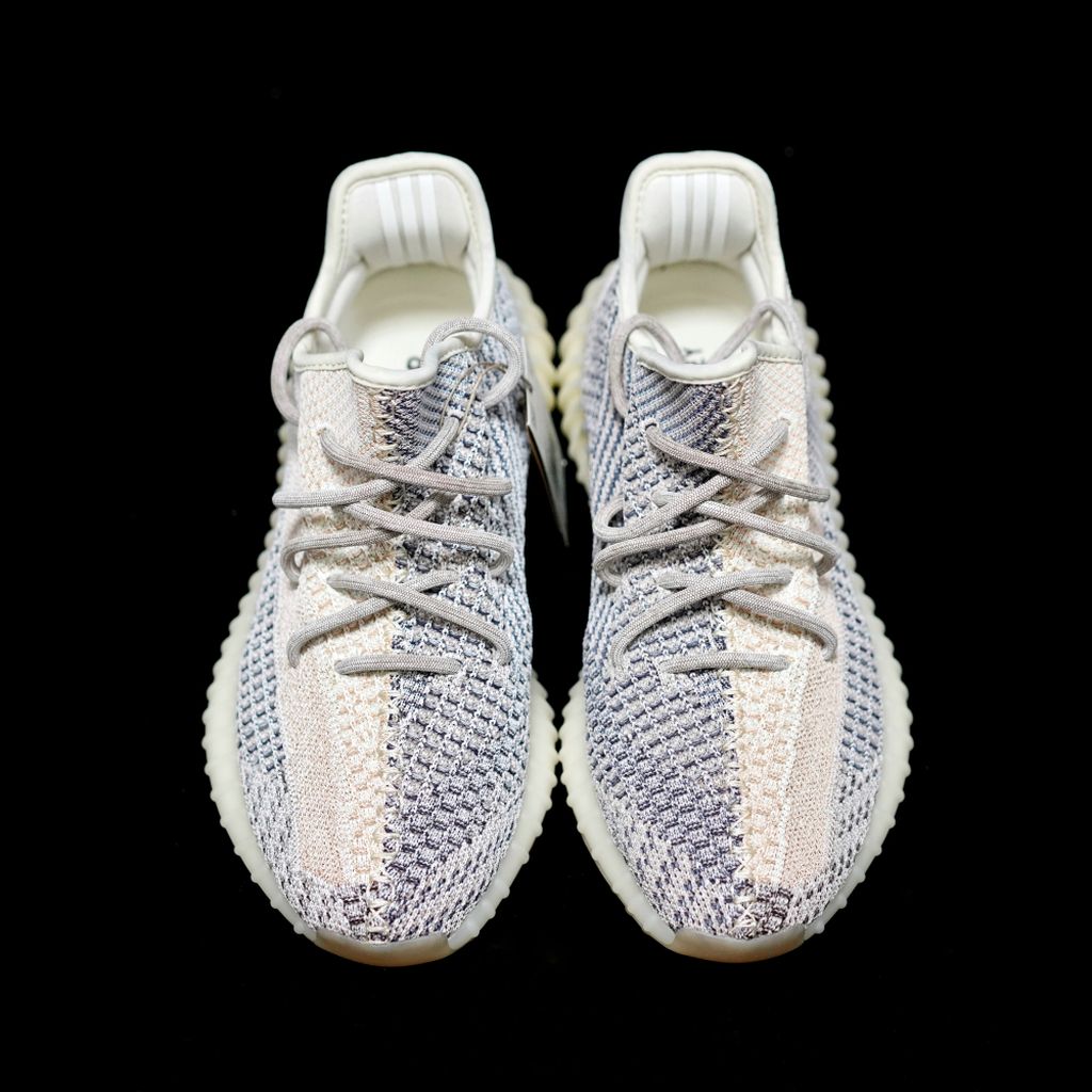 GLM - Yzy 350 V2 Ash Pearl Sneaker
