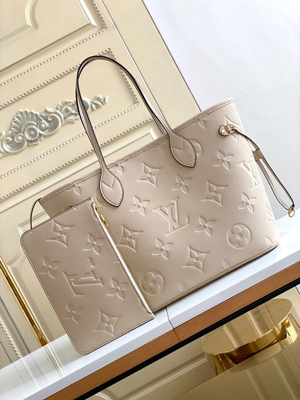 Satchel Bags - GUC Bags - 1970