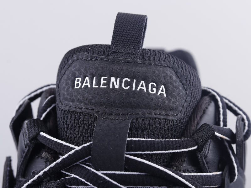 GLM - Bla Track Three Generations Sneaker