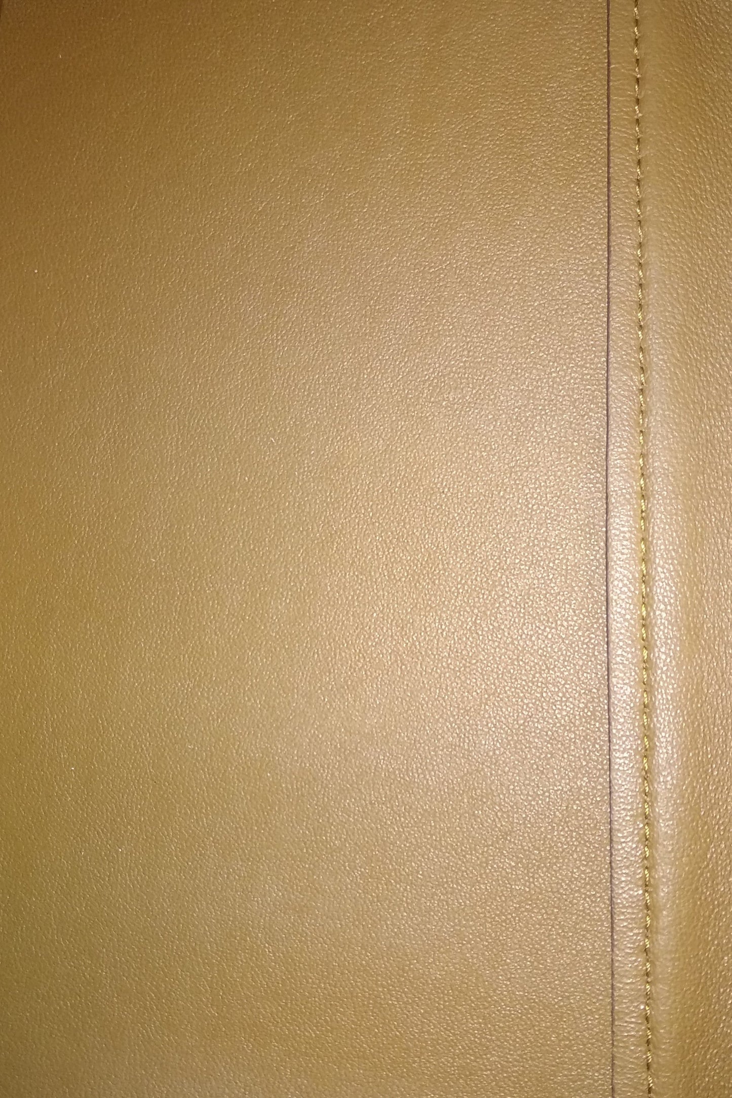 Trapeze Medium Suede White Brown Red