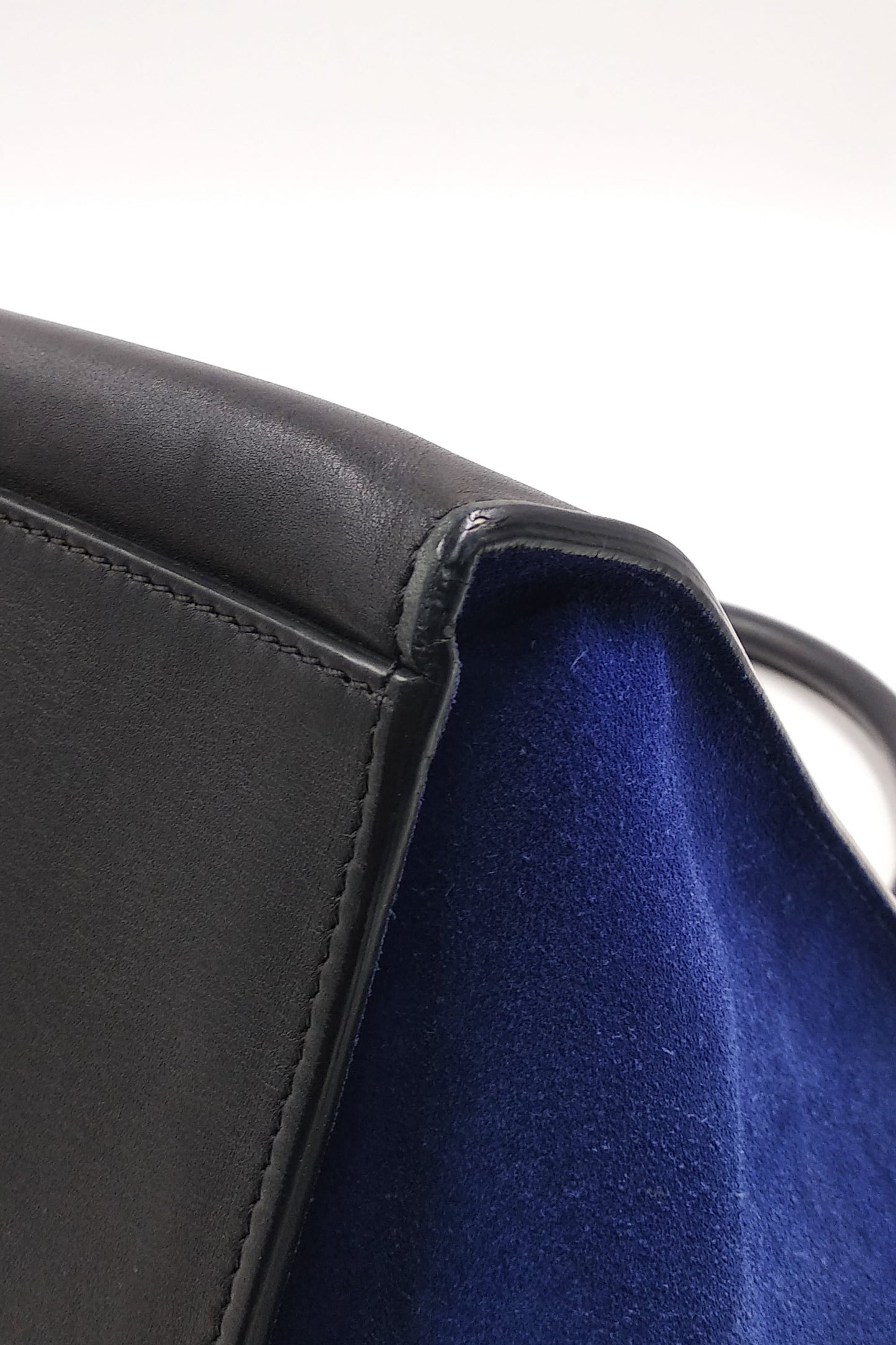 Trapeze Medium Tricolor