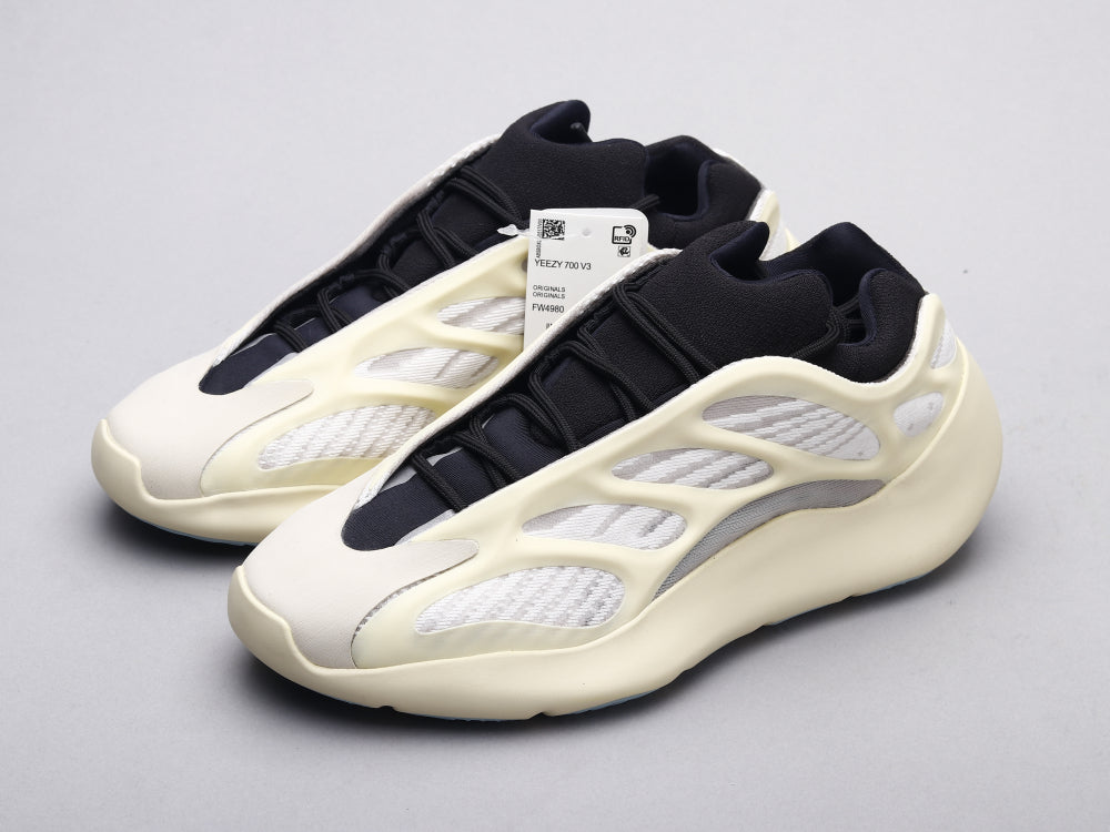 GLM - Yzy 700 Azael Alien Sneaker