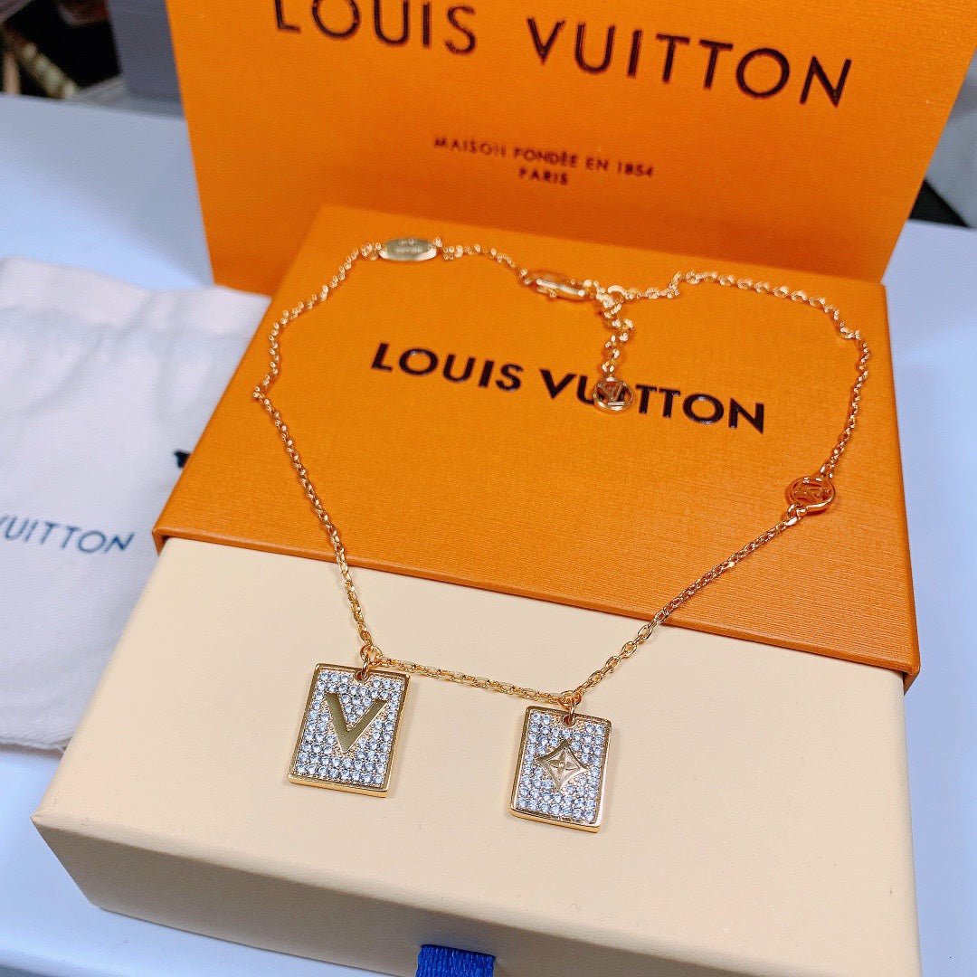 GLM - Top Quality Necklace LUV018
