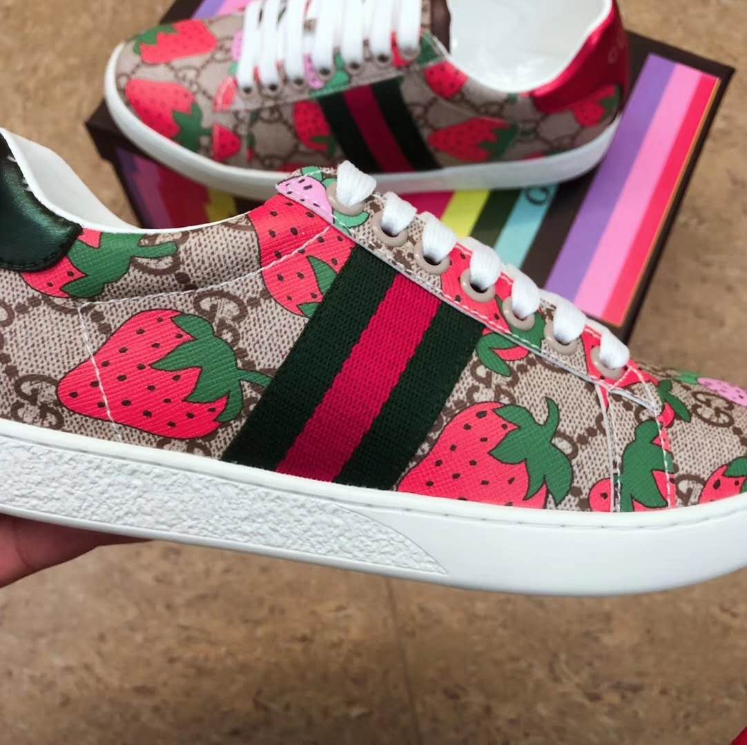 GLM-GCI STRAWBERRY ACE Sneaker 027