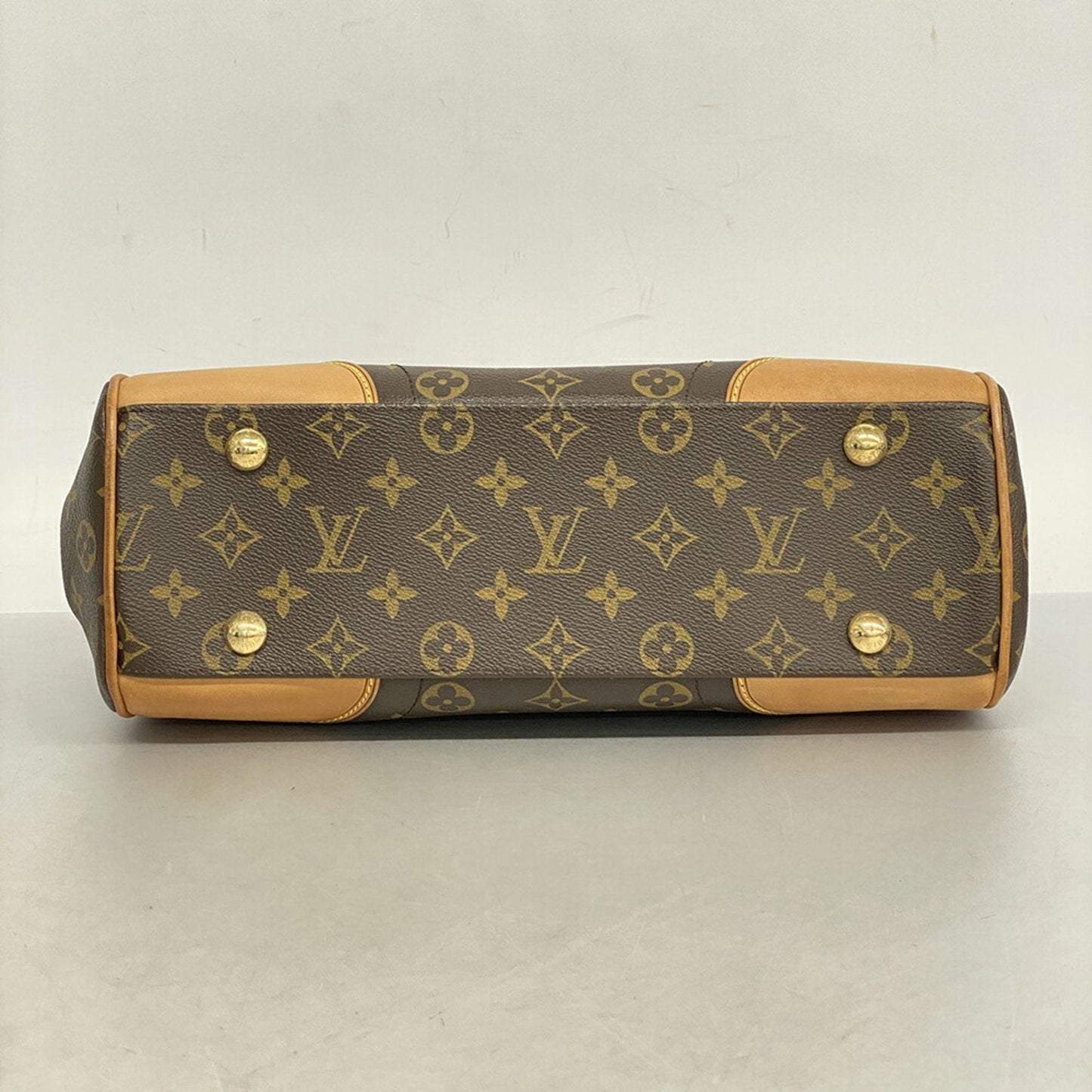 Louis Vuitton Beverly  Canvas Shoulder Bag ()