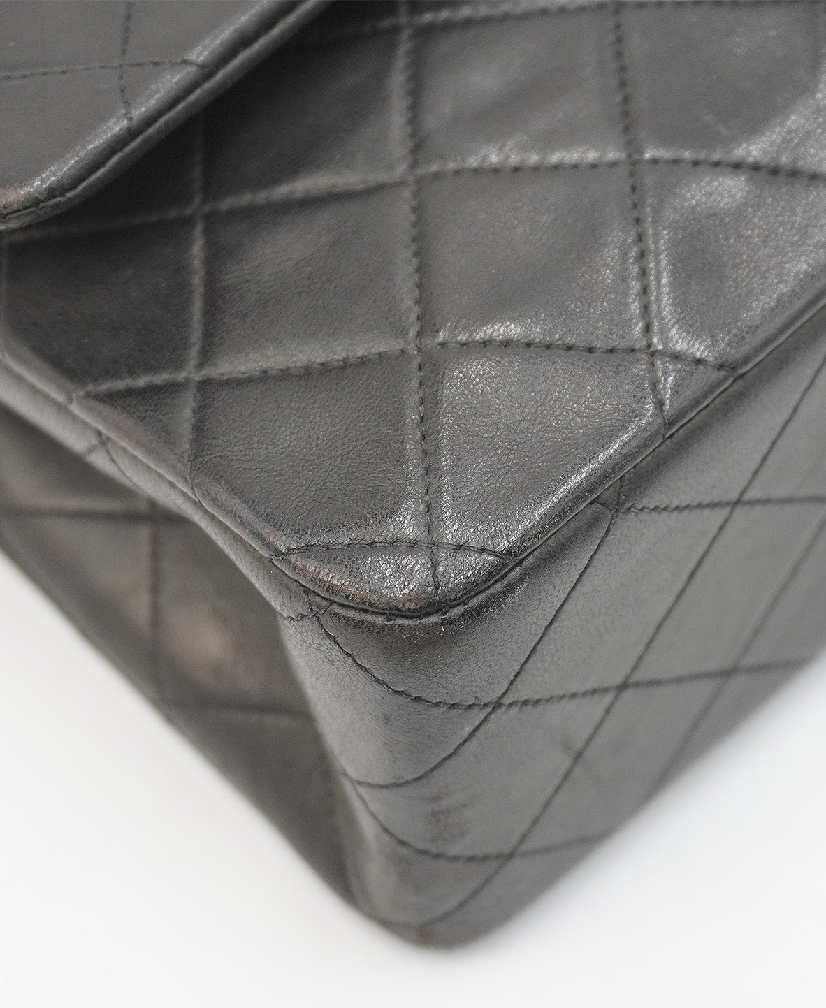 Medium Vintage Classic Double Flap GHW Black