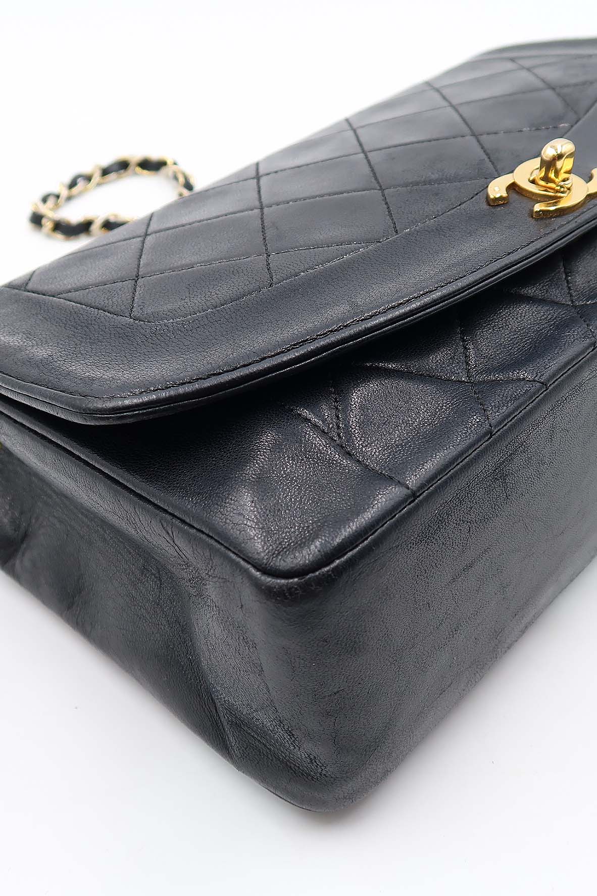 Vintage Quilted Lambskin Medium Diana Flap Bag with Gold Hardware Black