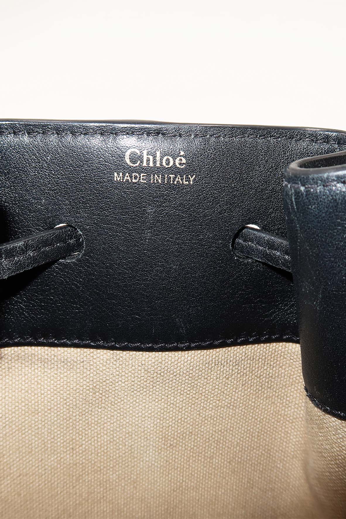 Small Gala Bucket Bag Black
