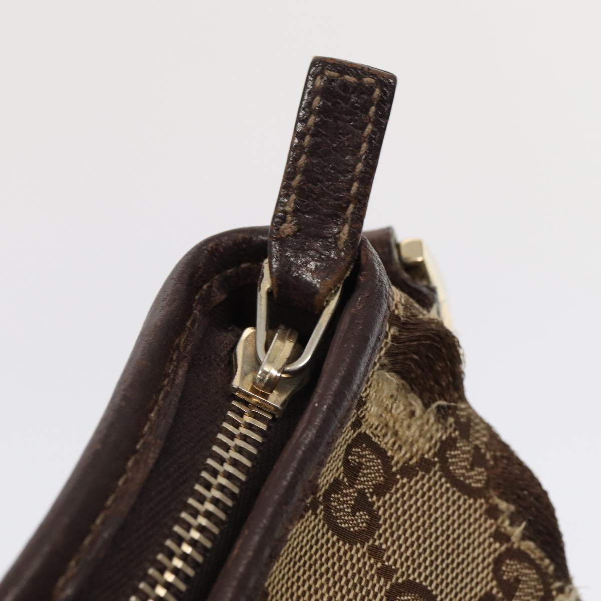 GUCCI GG Canvas Shoulder Bag Beige Brown 131326 cl847