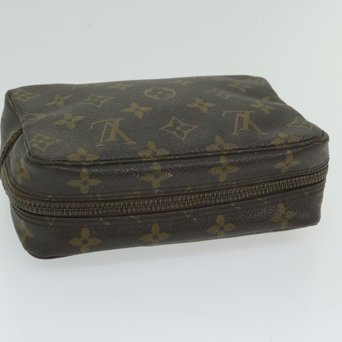 Louis Vuitton Poche Toilette  Canvas Clutch Bag ()