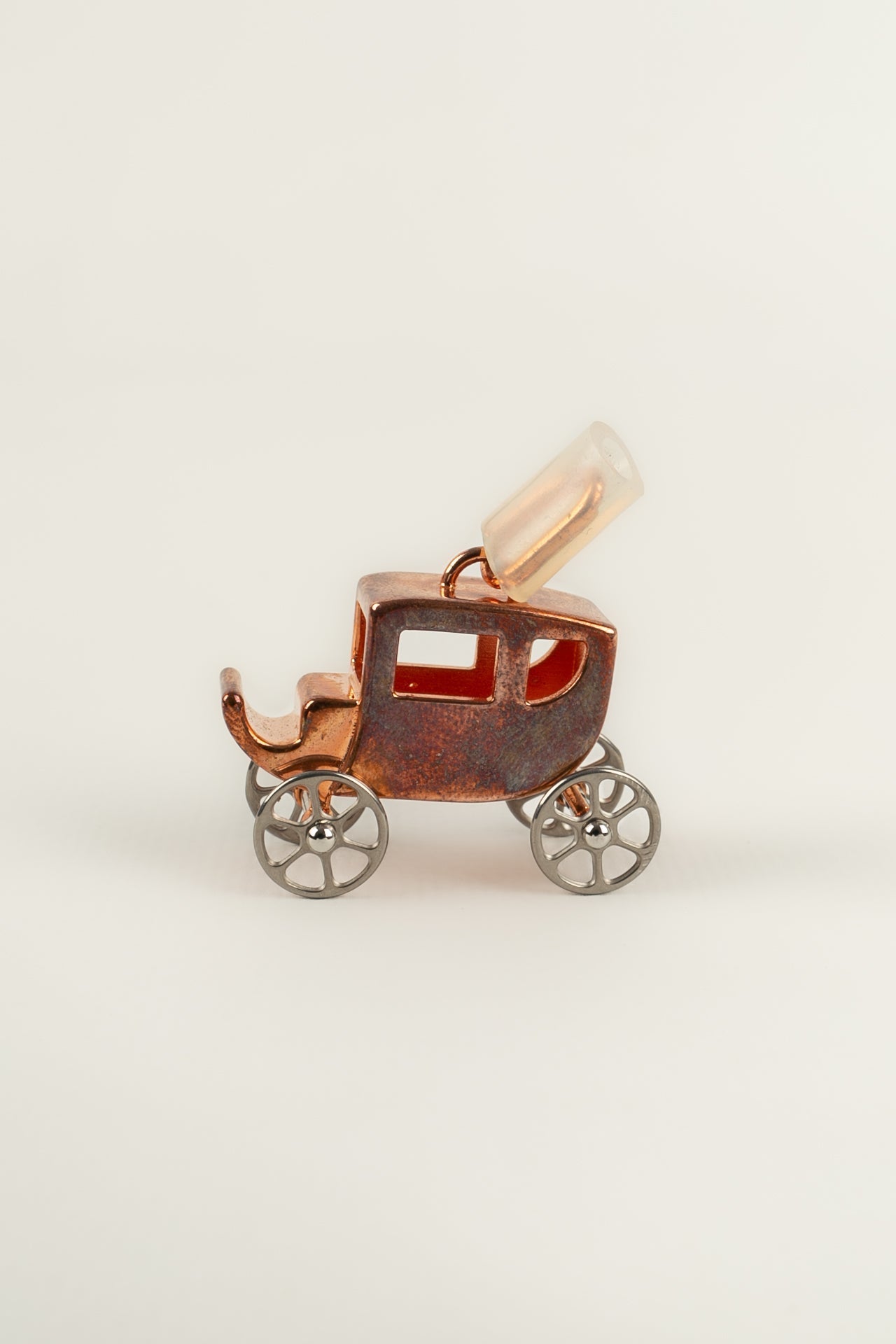 Pendentif charm "CalÃƒÆ’Ã‚Â¨che" HermÃƒÆ’Ã‚Â¨s