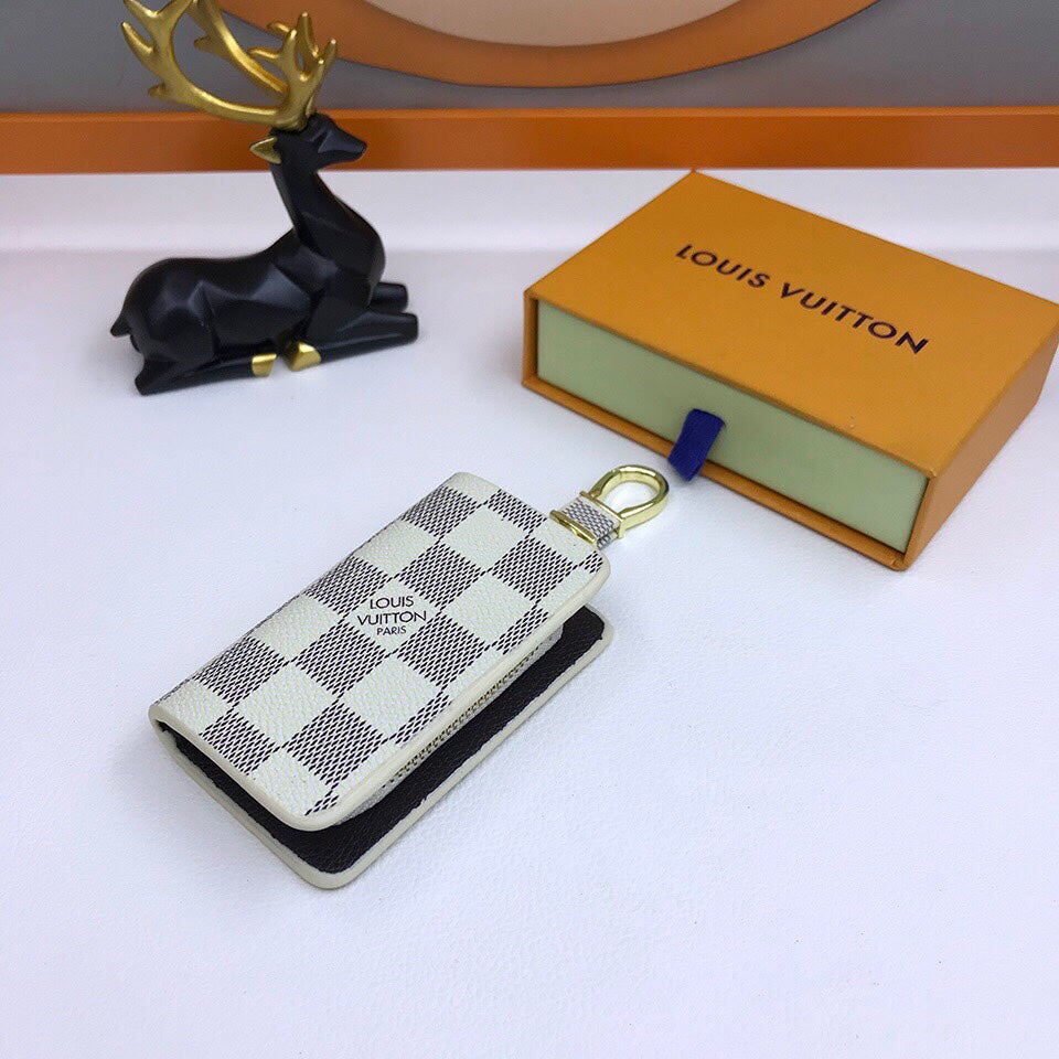 GLM -Top Quality Keychains LUV 067