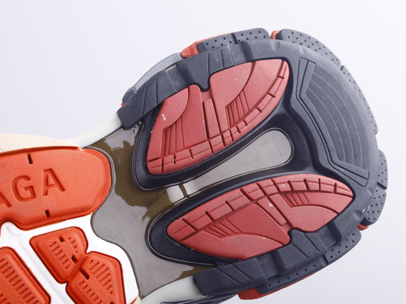 GLM - Bla Track Three Generations Sneaker