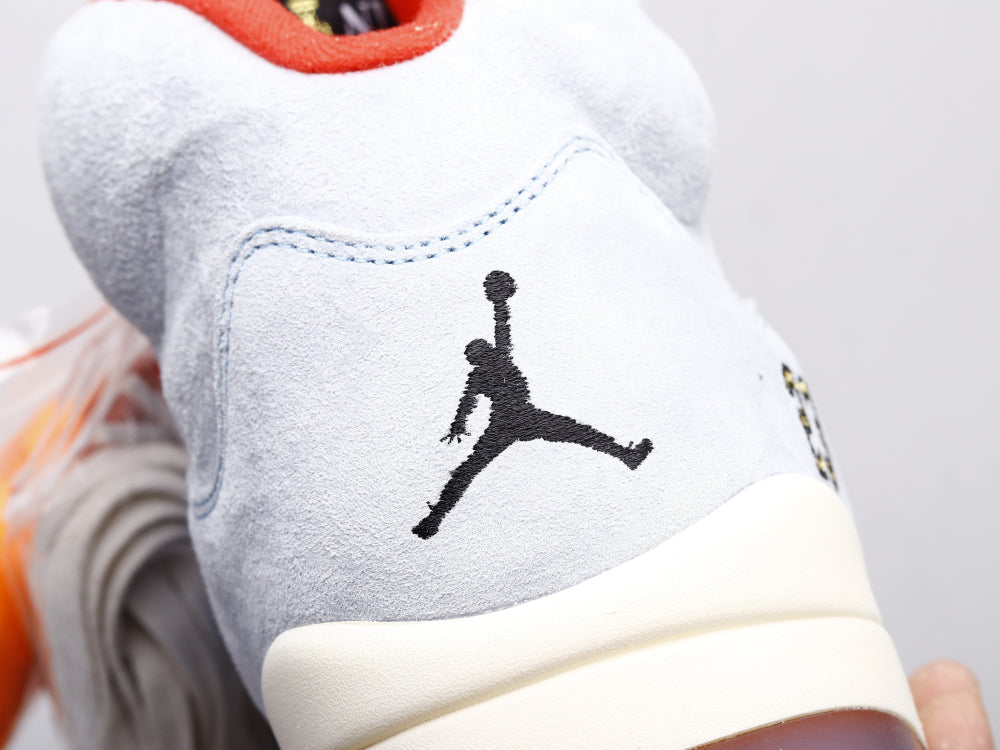 GLM - AJ5 Trophy Room joint name