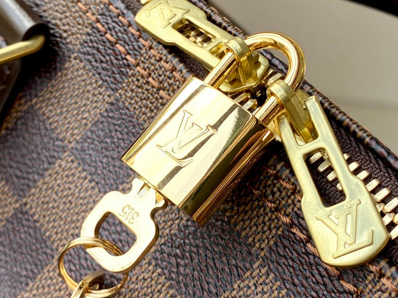 Satchel Bags - GUC Bags - 2477