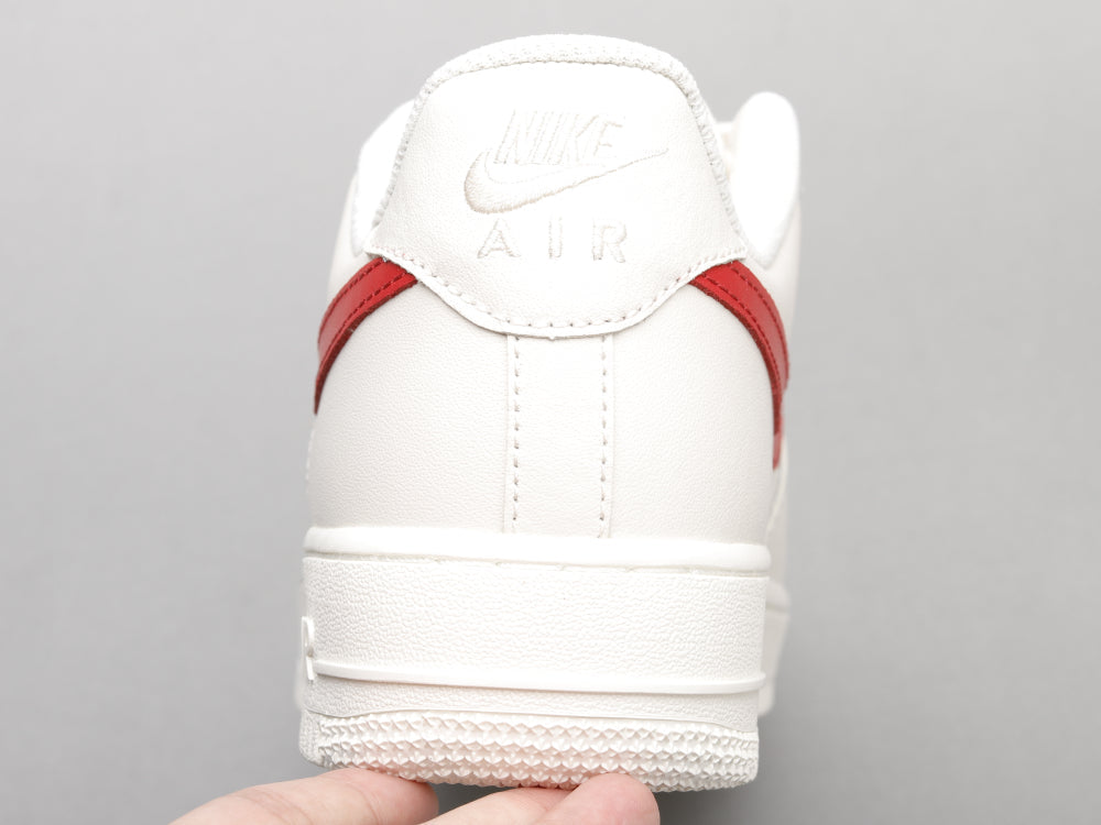 GLM - AF1 retro white red low top