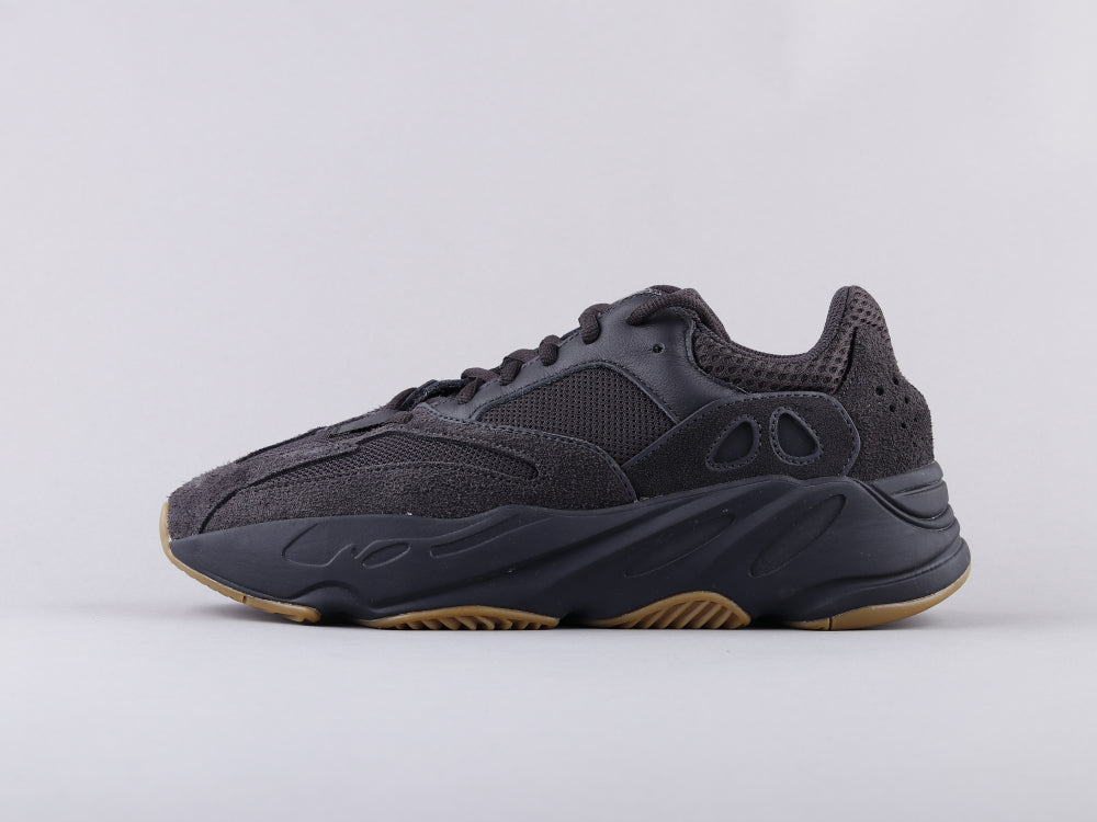GLM - Yzy 700 Raw Rubber Black Sneaker