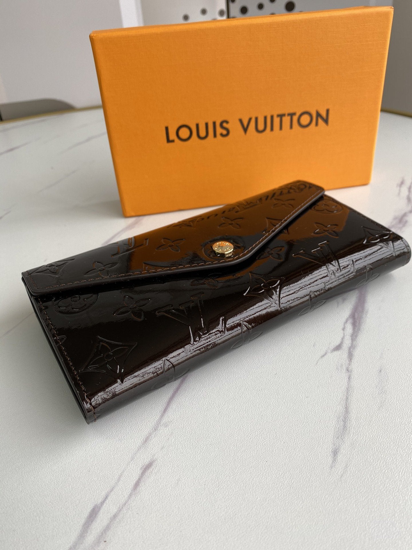 GLM - Top Quality Wallet LUV 003