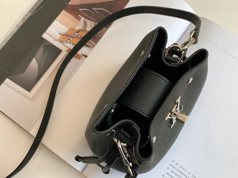 LOV2 Bags - Luxurious Bags  2584