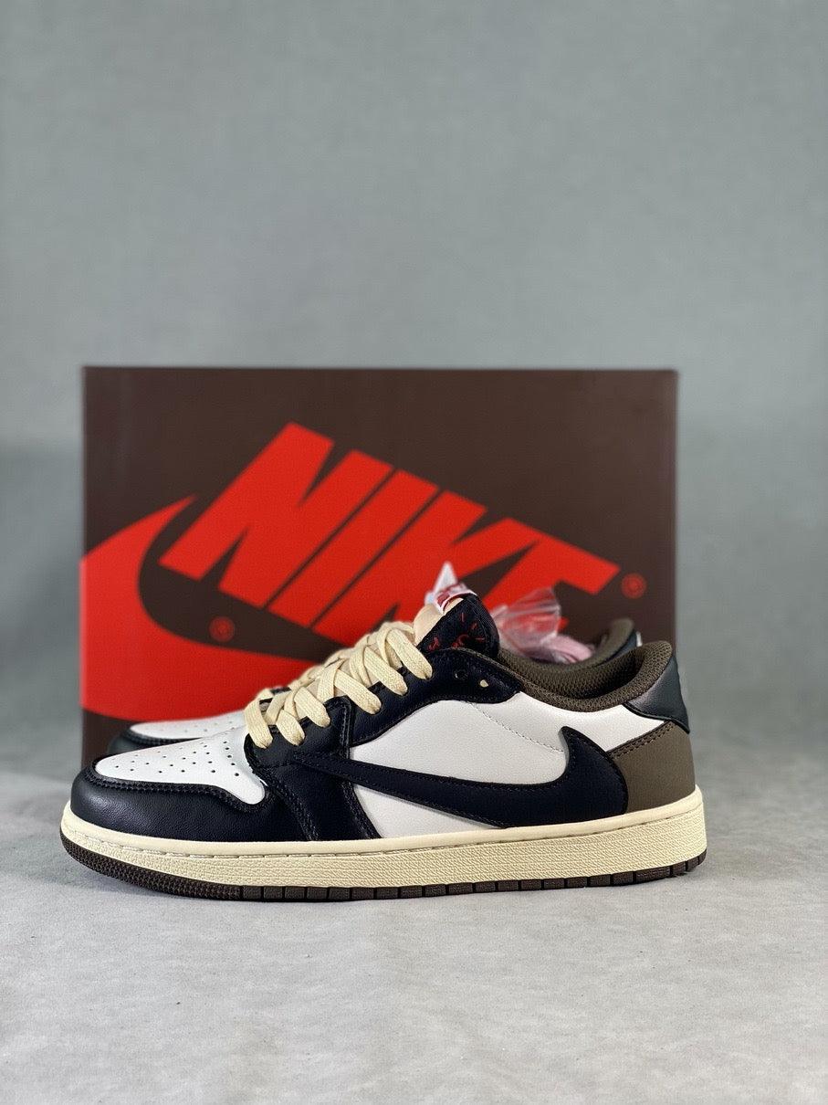 Designer Travis Scott Ãƒâ€” Air Jordan 1 Low OG Ã¢â‚¬Å“Reverse M CQ4277 105