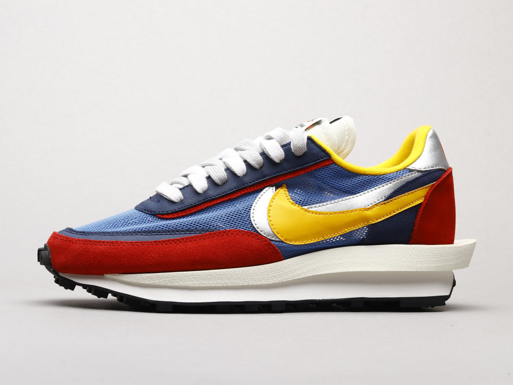GLM - NKE Waffle red and blue