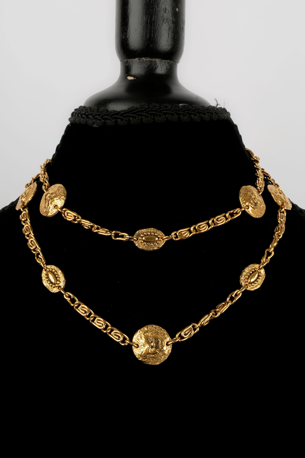 Sautoir/Collier dorÃƒÆ’Ã‚Â© Chanel