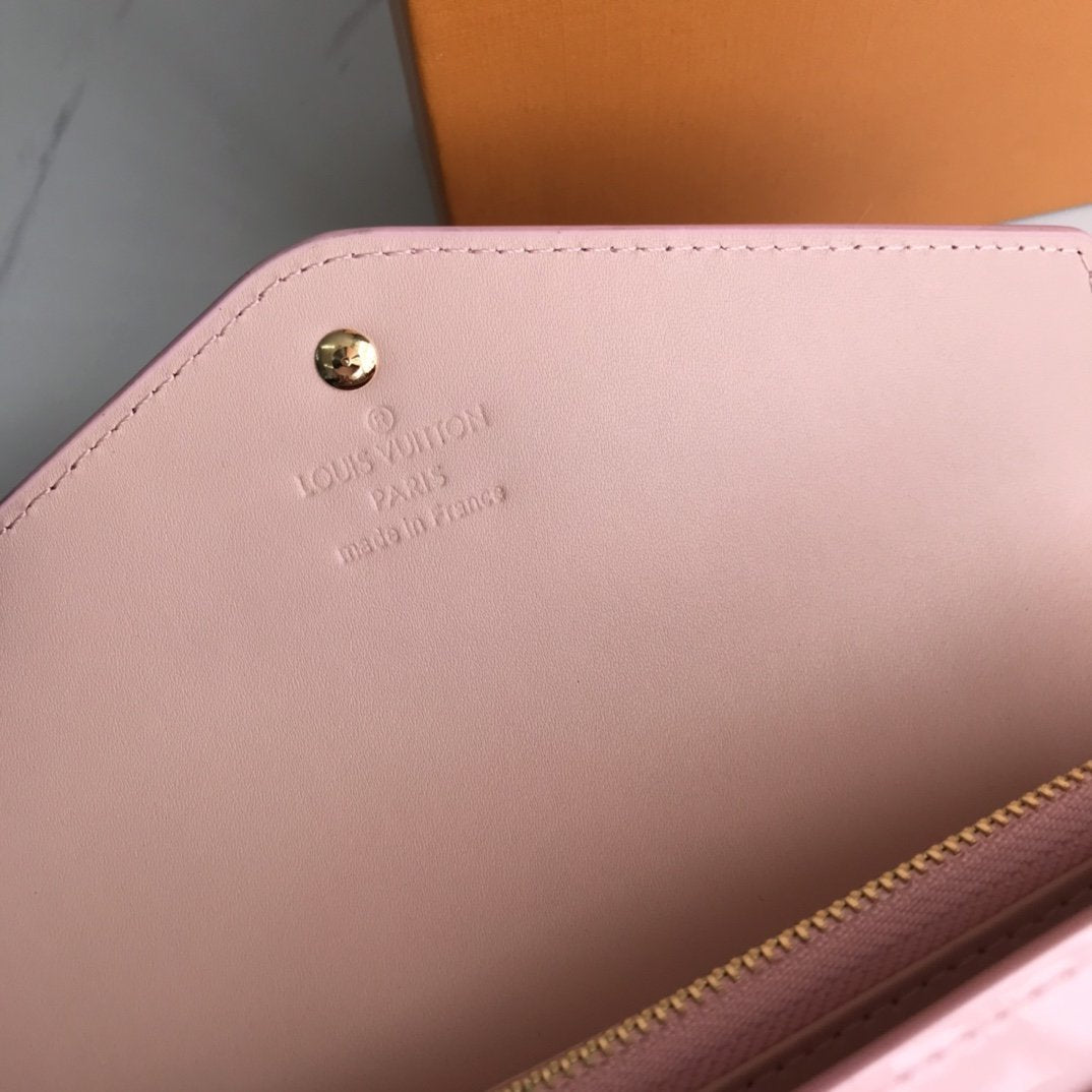 GLM - Top Quality Wallet LUV 005