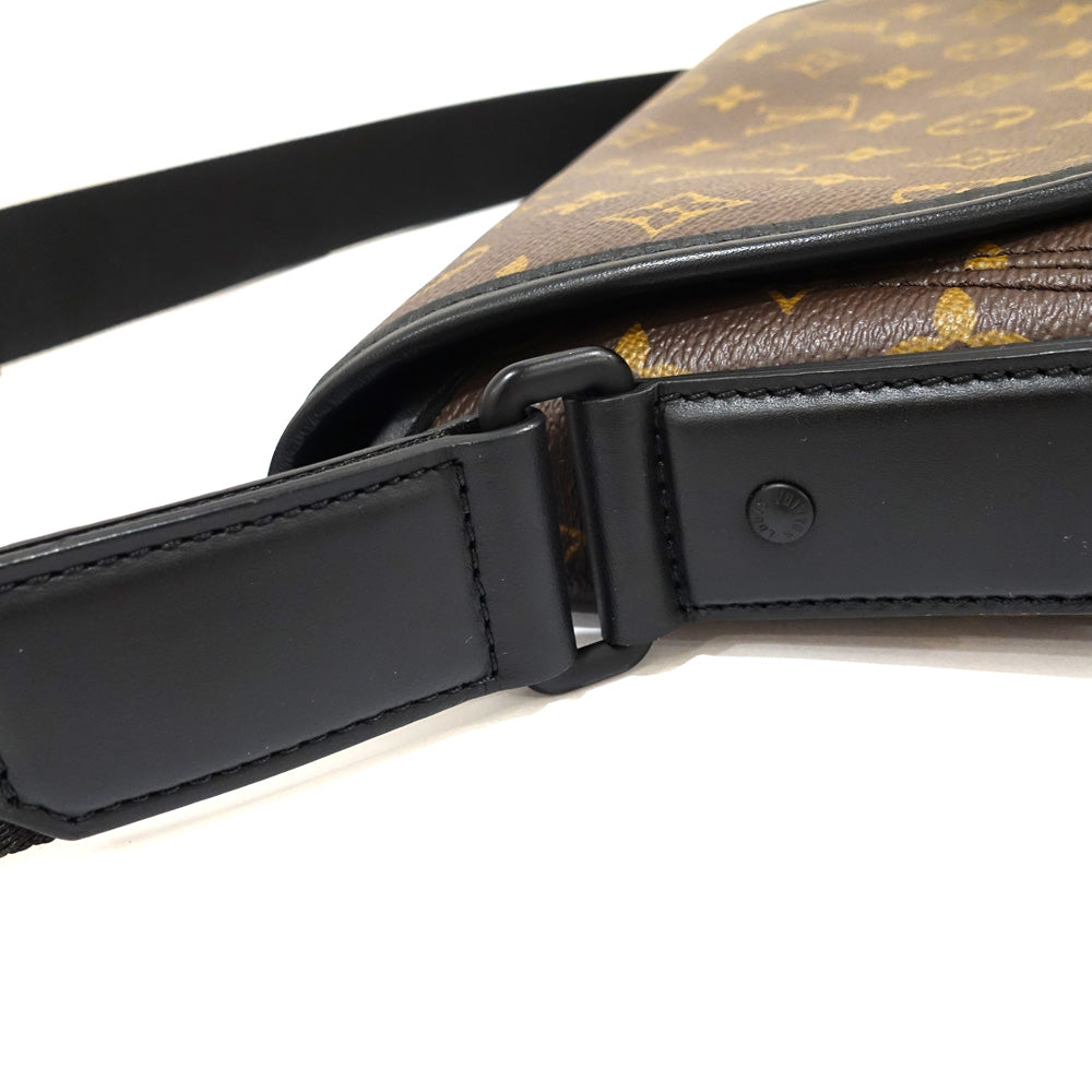 Louis Vuitton Magnetic Messengers M45557 Magnetic Messengers M45557 Magnetic Messengers M45557 Magnetic Messengers M45557 Magnetic Messengers