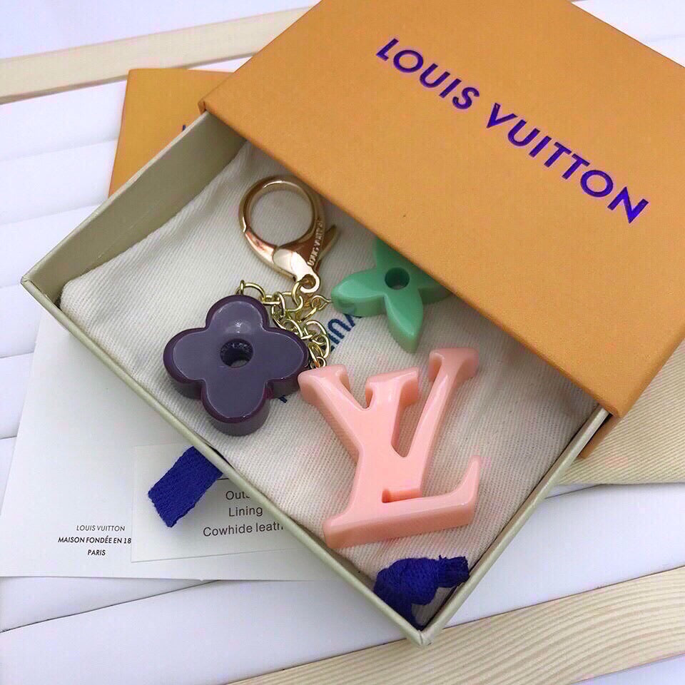 GLM - Top Quality Keychains LUV 034