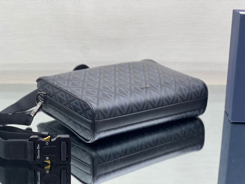 GLM - Dir Bags - 1568