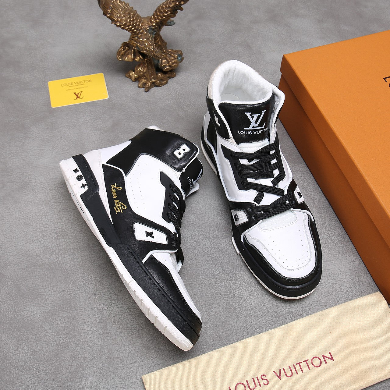 GLM - LUV Traners Inspired White Black Sneaker