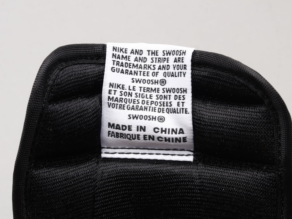 GLM - AJ1 No resale of black and red