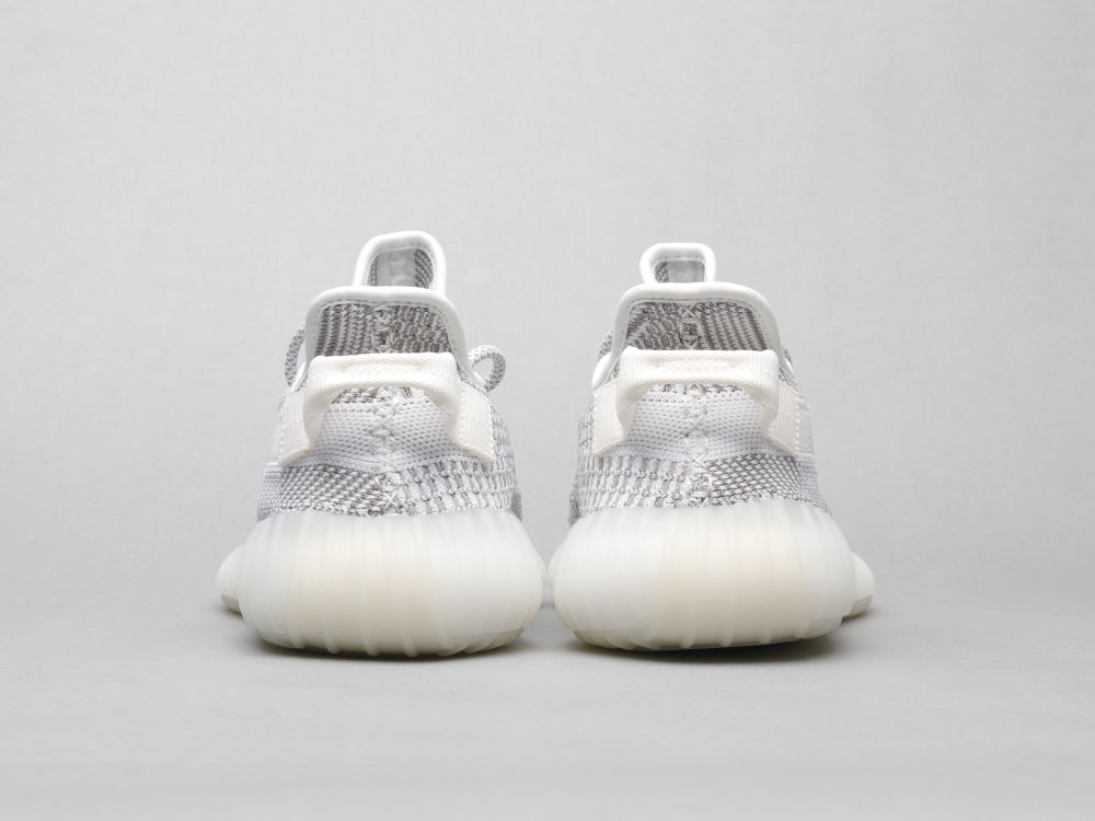 GLM - Yzy 350 White Angel Sneaker