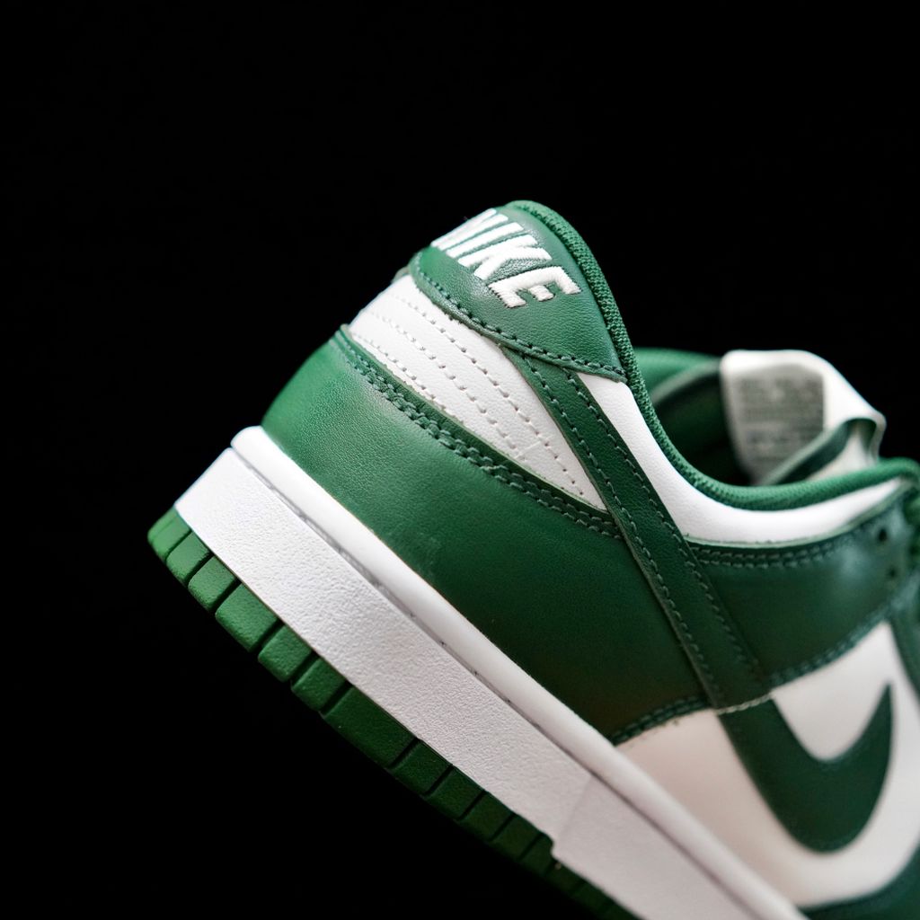 GLM - NKE Varsity Green green