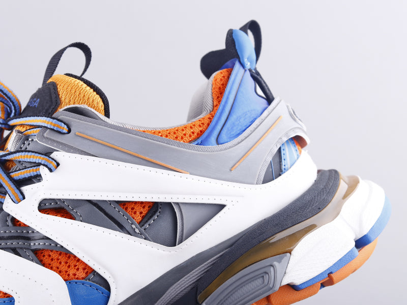 GLM - Bla Track Three Generations Sneaker