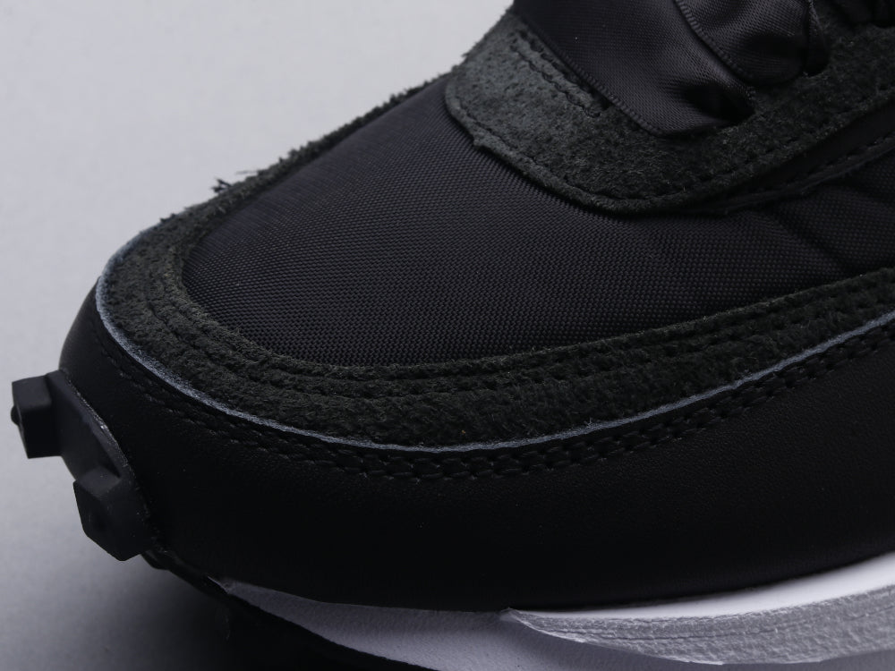 GLM - NKE Waffle Satin Black