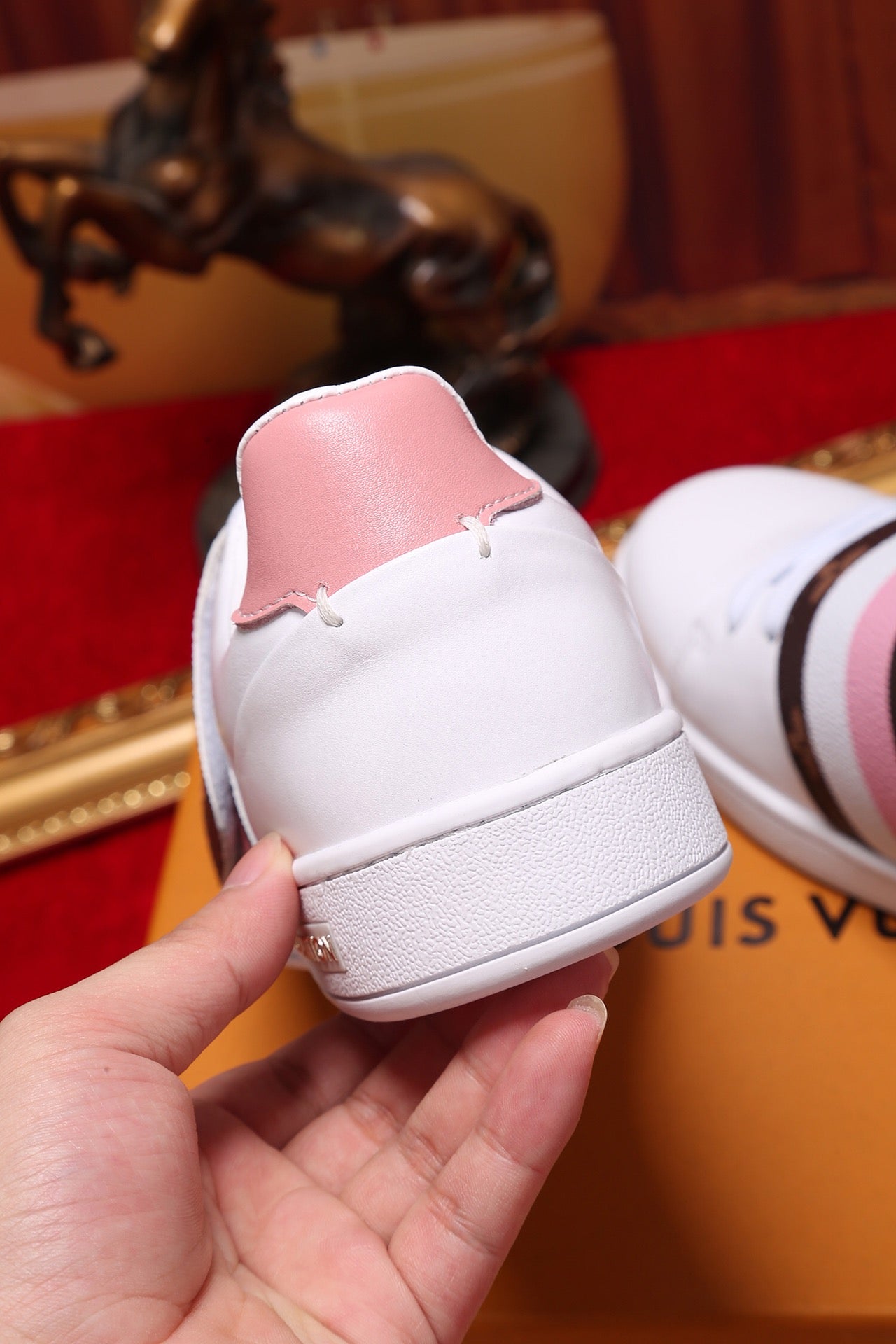 GLM - LUV Font Row Pink Sneaker
