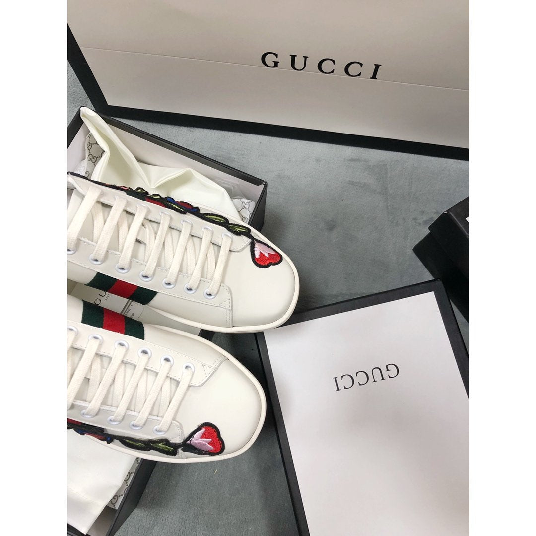GLM-GCI Ace Embroidered 'Floral Sneaker 081