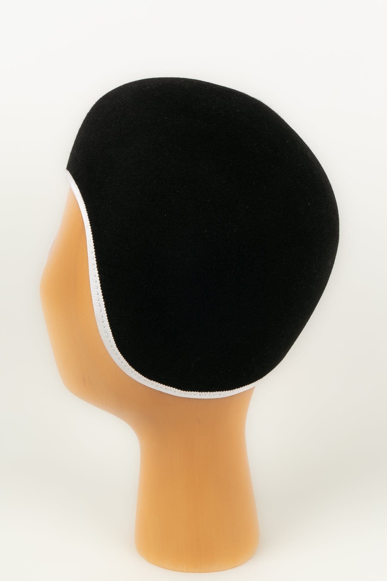 Chapeau Kris Van Assche
