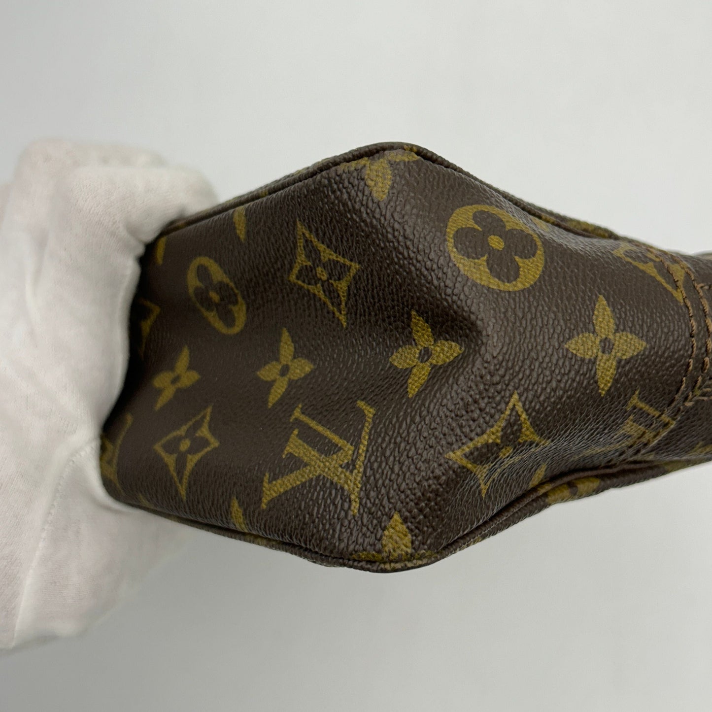 LOUIS VUITTON Trousse Toilette Monogram Brown Handbag lv8819fs