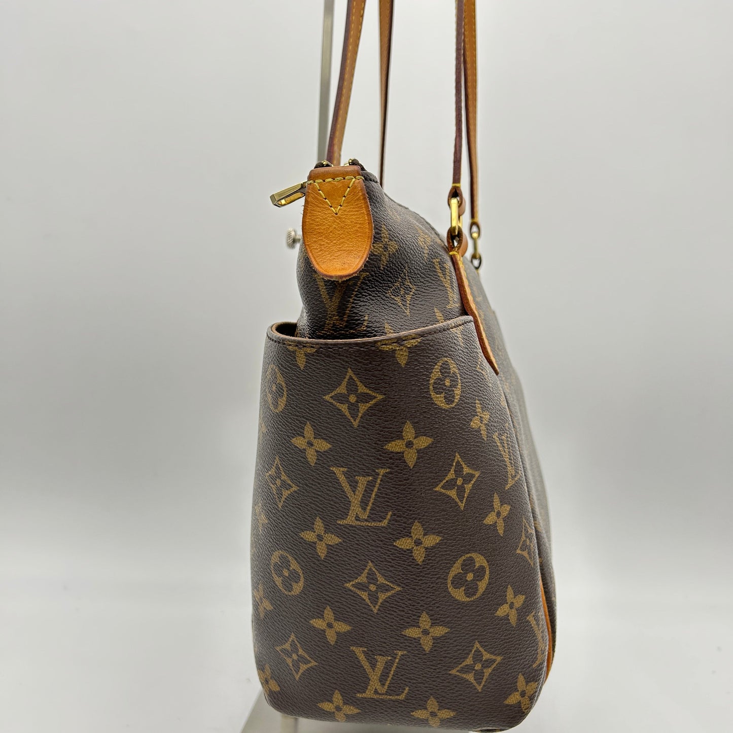 LOUIS VUITTON Monogram Totally PM LA4376